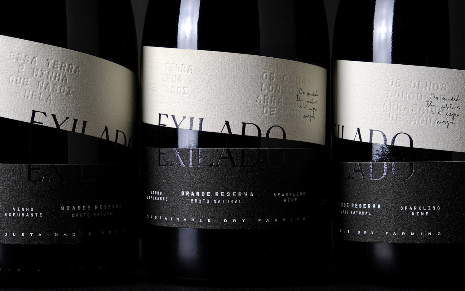 Exiliado by 327 creative studio