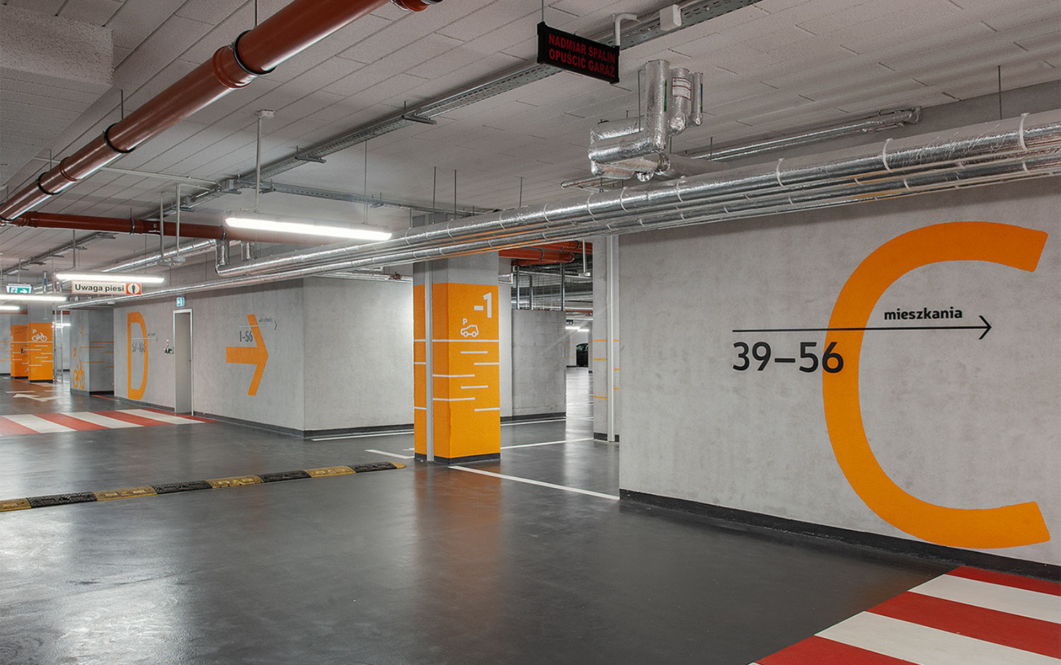 Rajska 8 and Heweliusza 18 byThe Faculty of Physics by Blank Studio