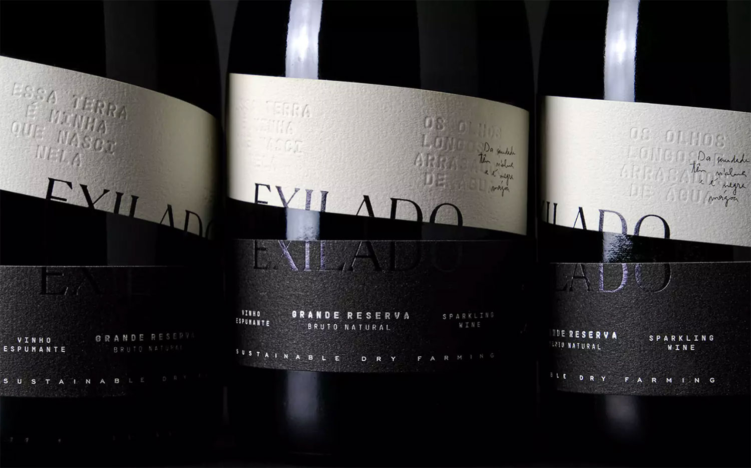 Exiliado by 327 creative studio