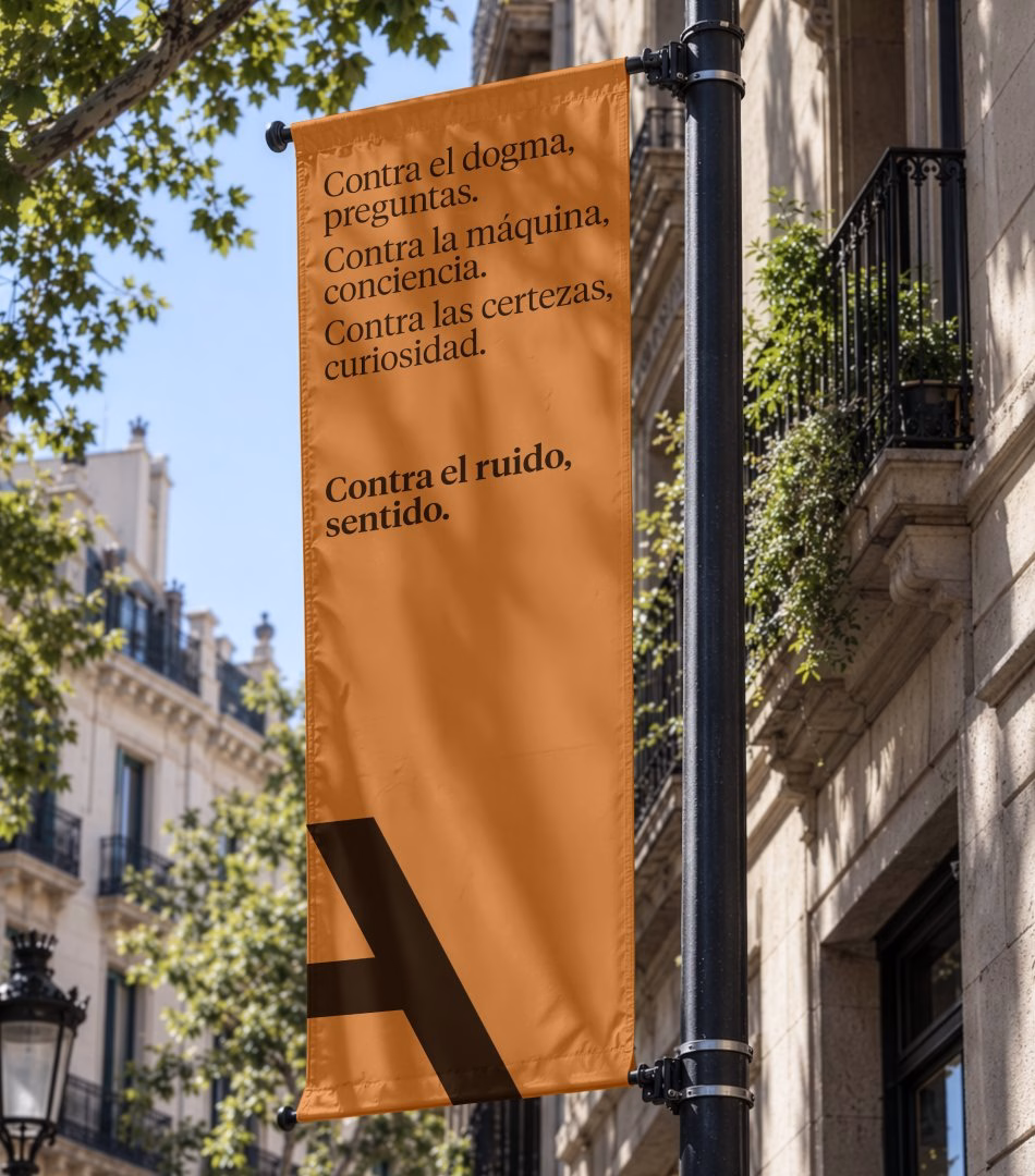 A vibrant orange banner displays text promoting Alianza, featuring bold typography at the bottom with a dropped letter A.
